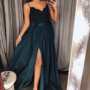 Emerald Green A-Line Floor Length Lace Satin Dress